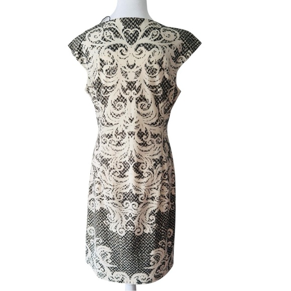 London Times Women's multi Dress
Size 10 Good condition - Picture 2 of 8